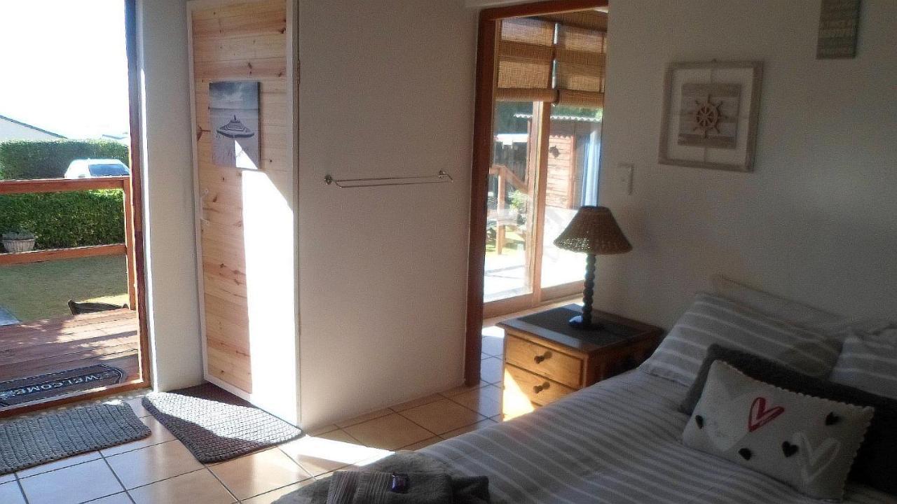 After8 B&B Kleinbaai Екстер'єр фото