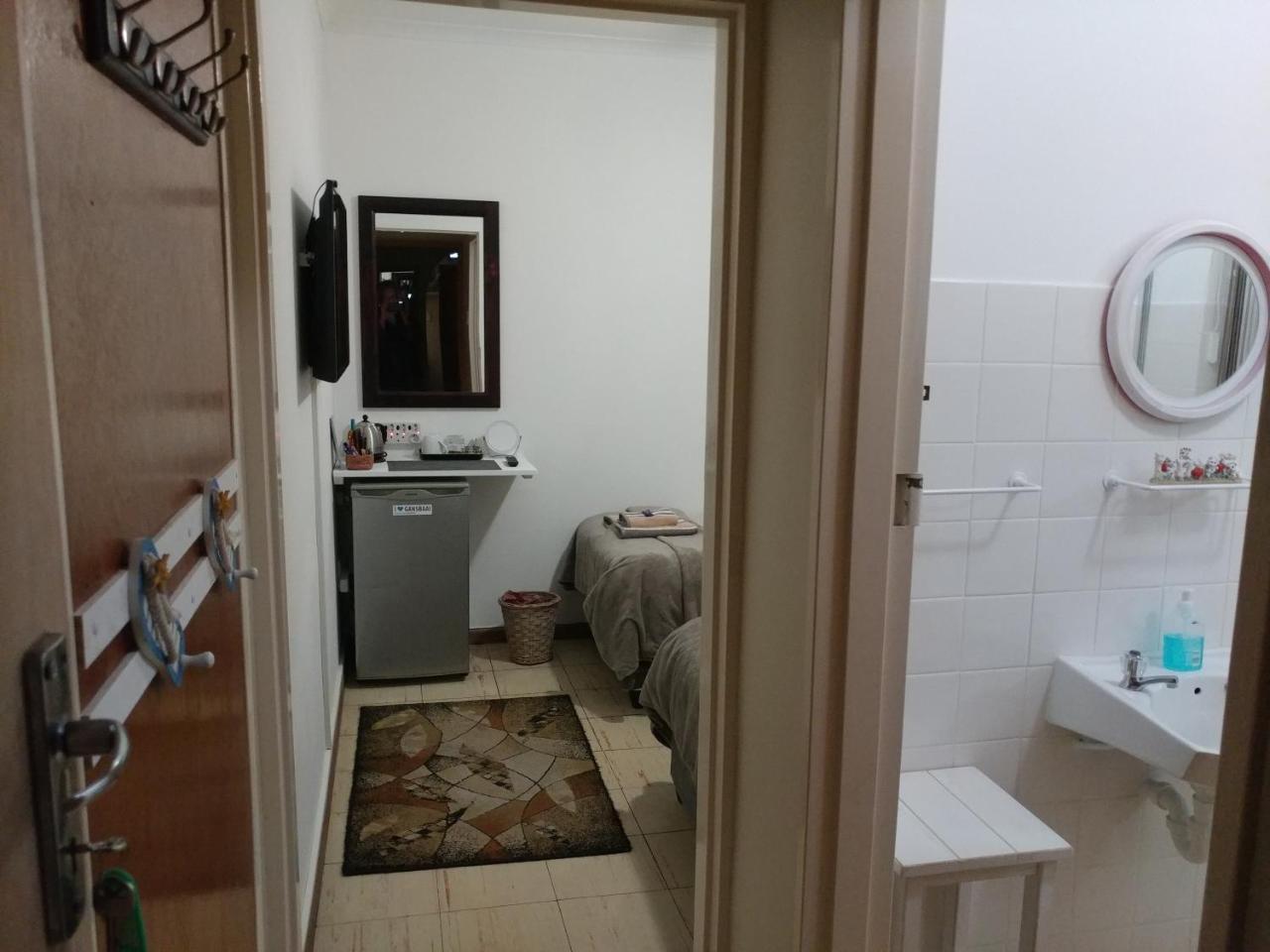 After8 B&B Kleinbaai Екстер'єр фото